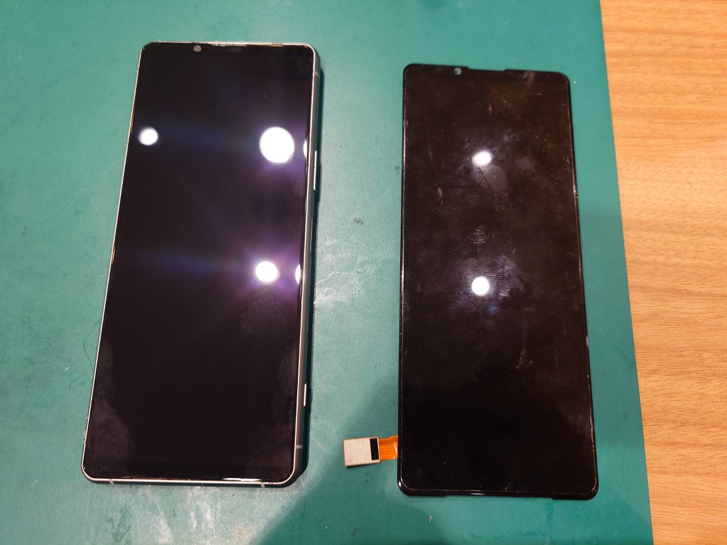 【目黒よりご来店】Xperia5Ⅲの表示不良修理をご依頼いただきました！
